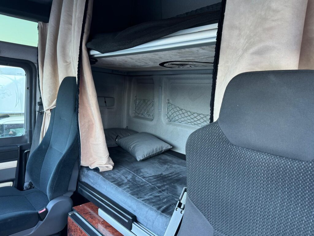 Bisarca Man TGX 26.400 Euro 5