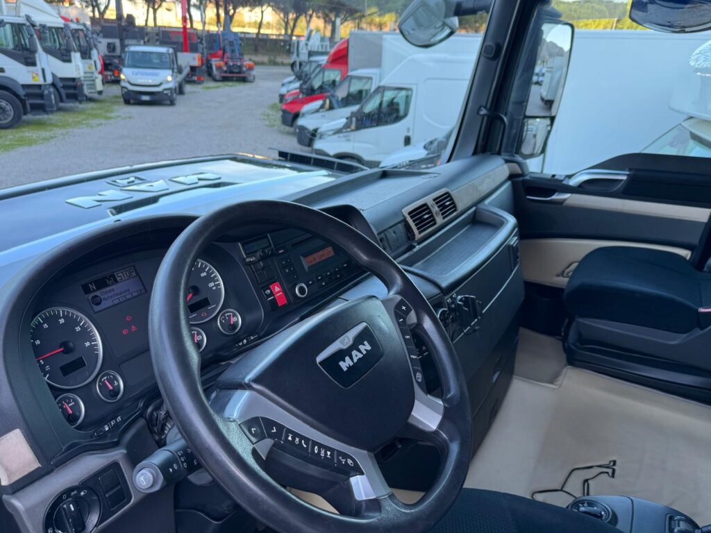 Bisarca Man TGX 26.400 Euro 5